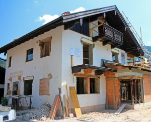 Quelles sont les étapes pour rénover une maison ?