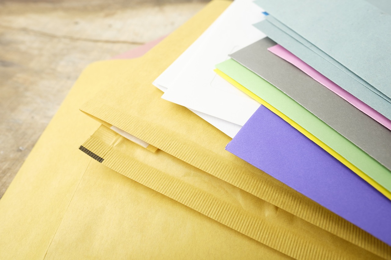 L&rsquo;art de créer des enveloppes uniques et attrayantes